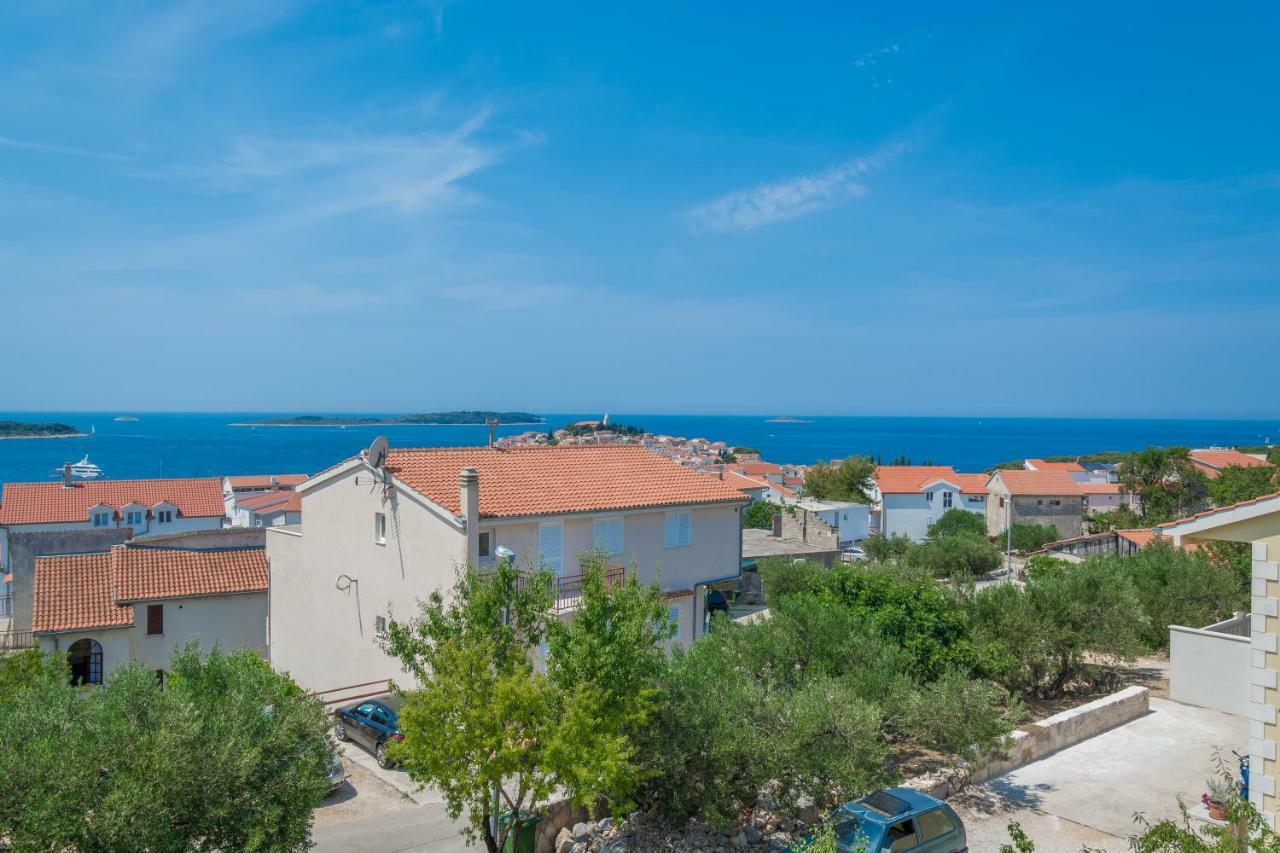 Olive Gardens Apartamento Primošten Exterior foto