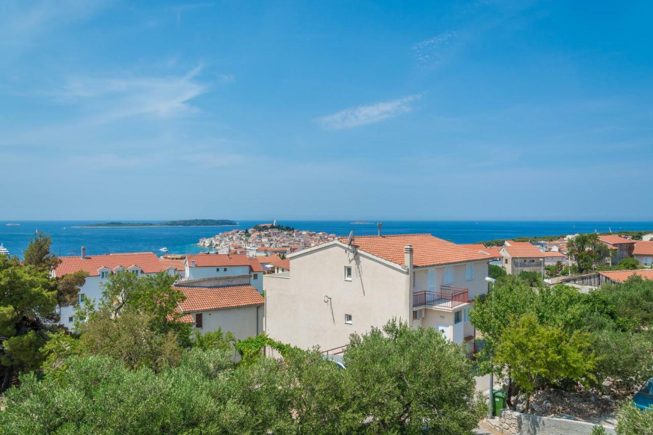 Olive Gardens Apartamento Primošten Exterior foto