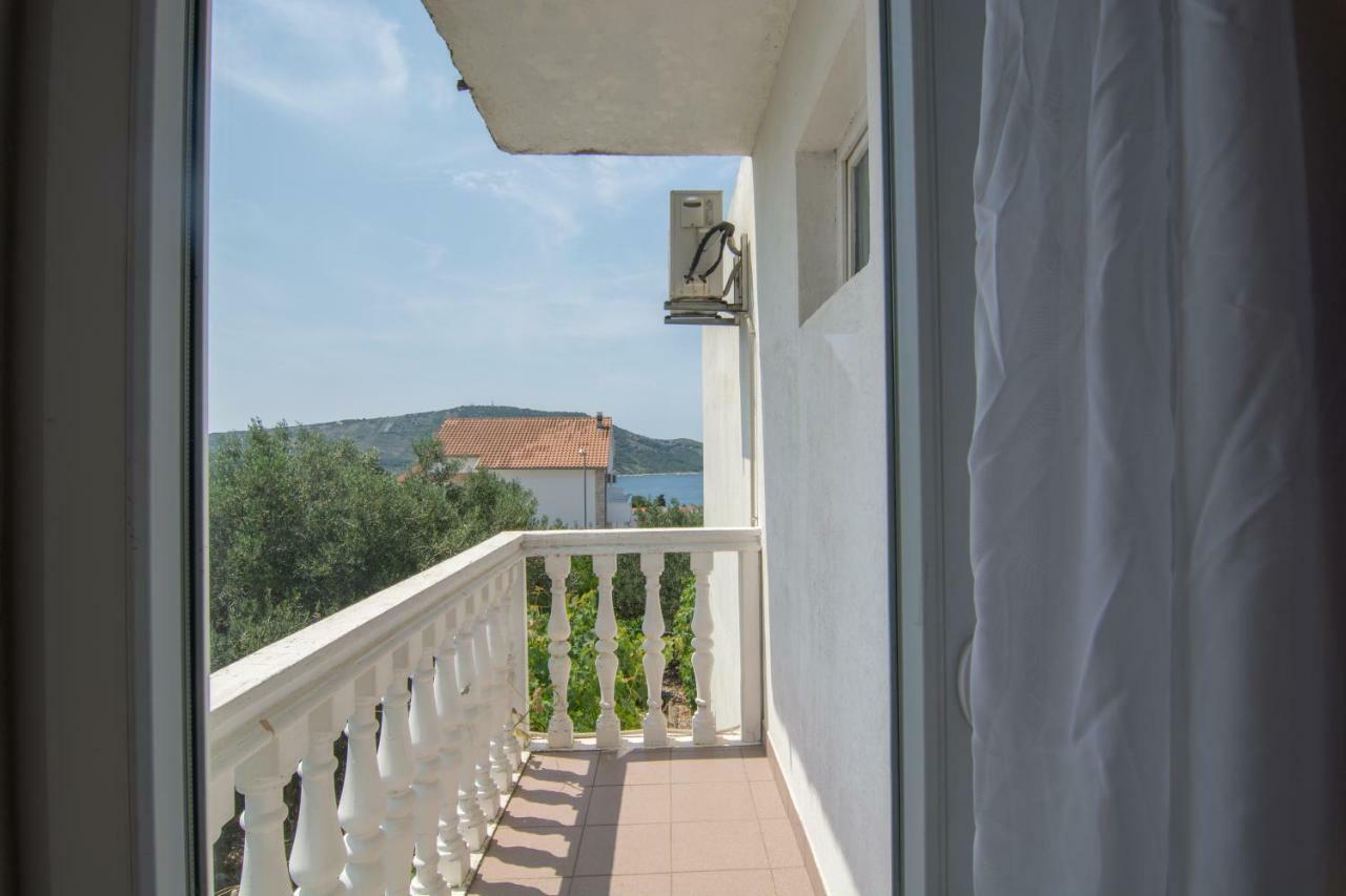 Olive Gardens Apartamento Primošten Exterior foto