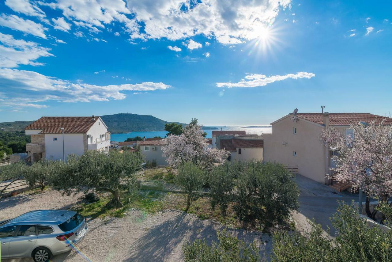 Olive Gardens Apartamento Primošten Exterior foto