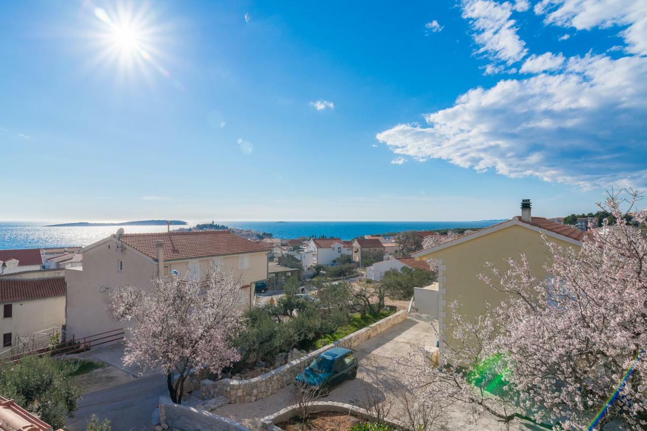 Olive Gardens Apartamento Primošten Exterior foto