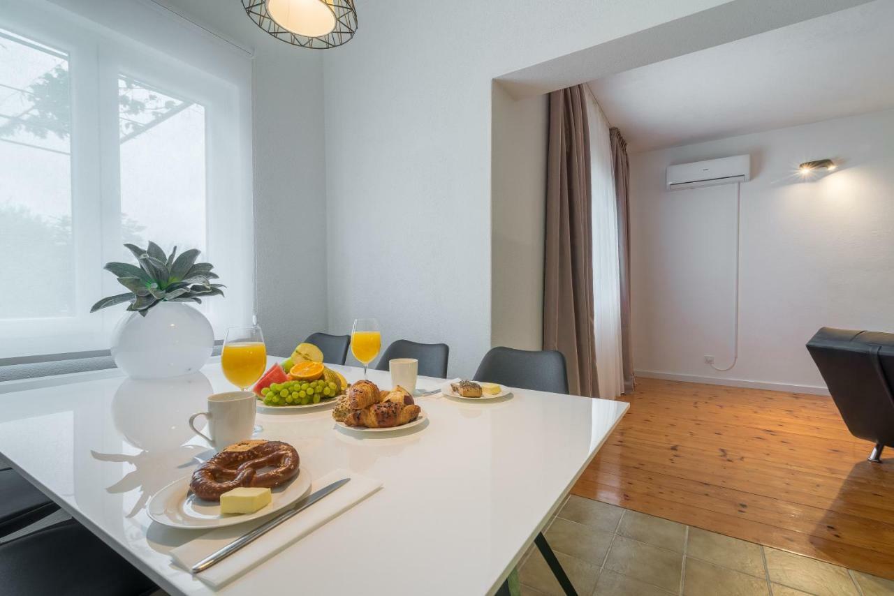 Olive Gardens Apartamento Primošten Exterior foto