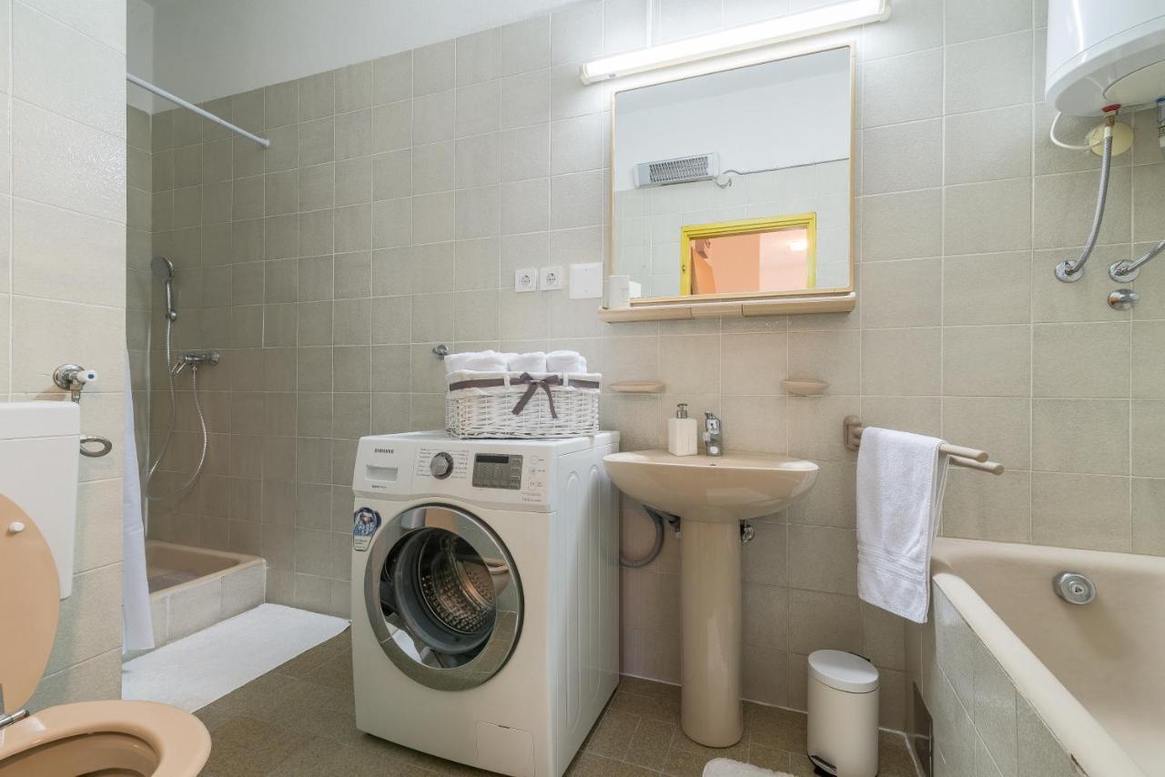 Olive Gardens Apartamento Primošten Exterior foto