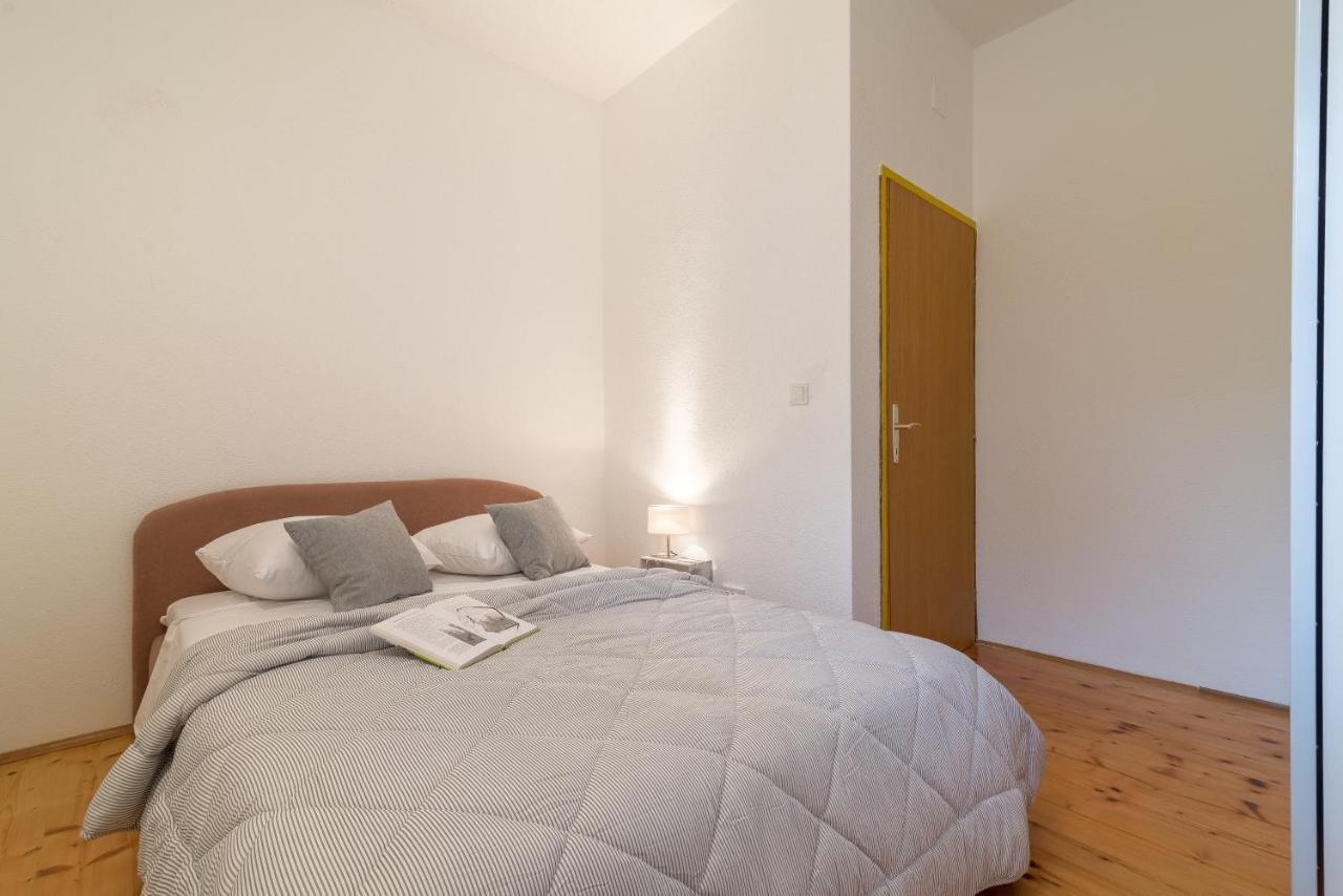 Olive Gardens Apartamento Primošten Exterior foto
